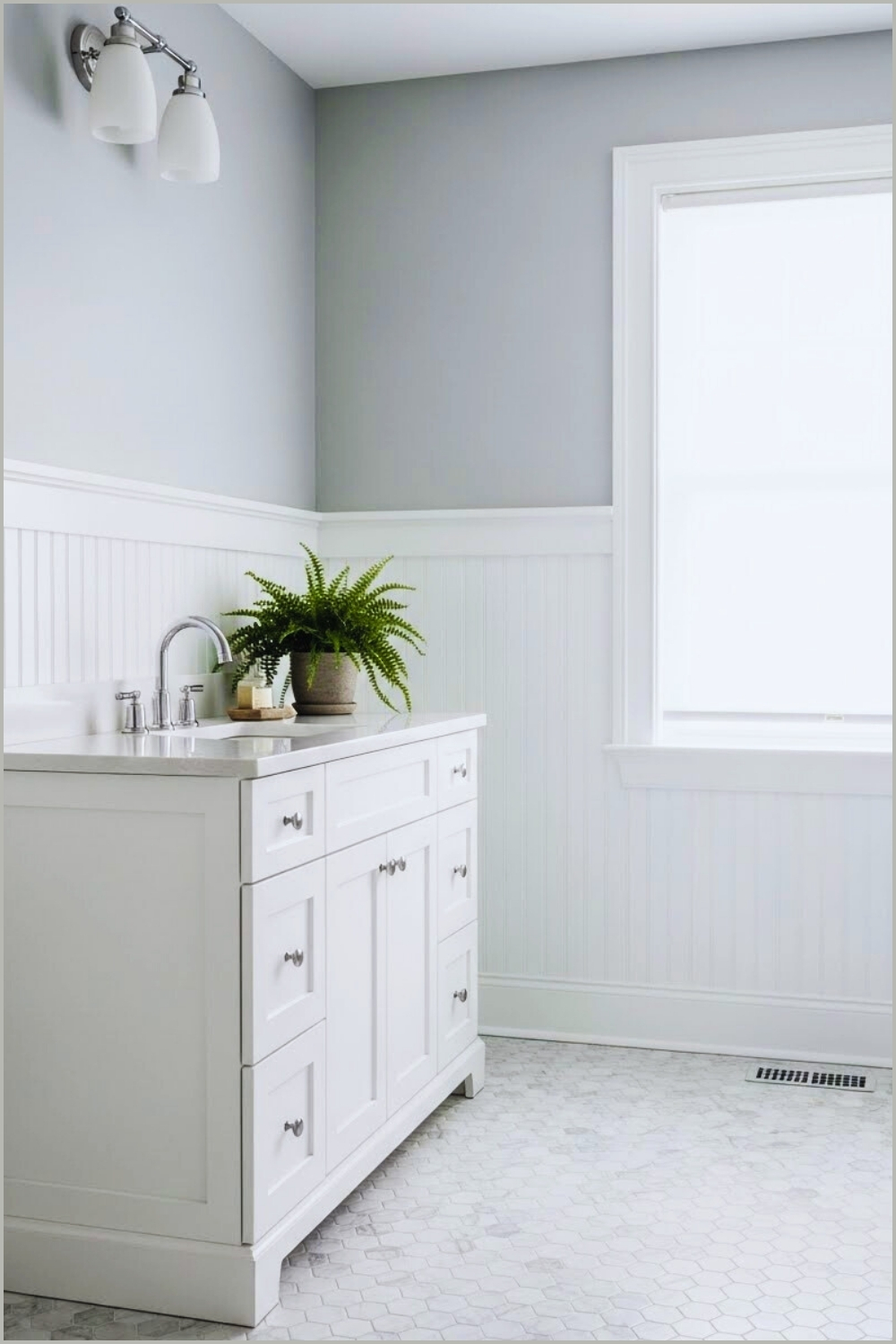 Calm Farmhouse-modern Bathroom With Gray Walls