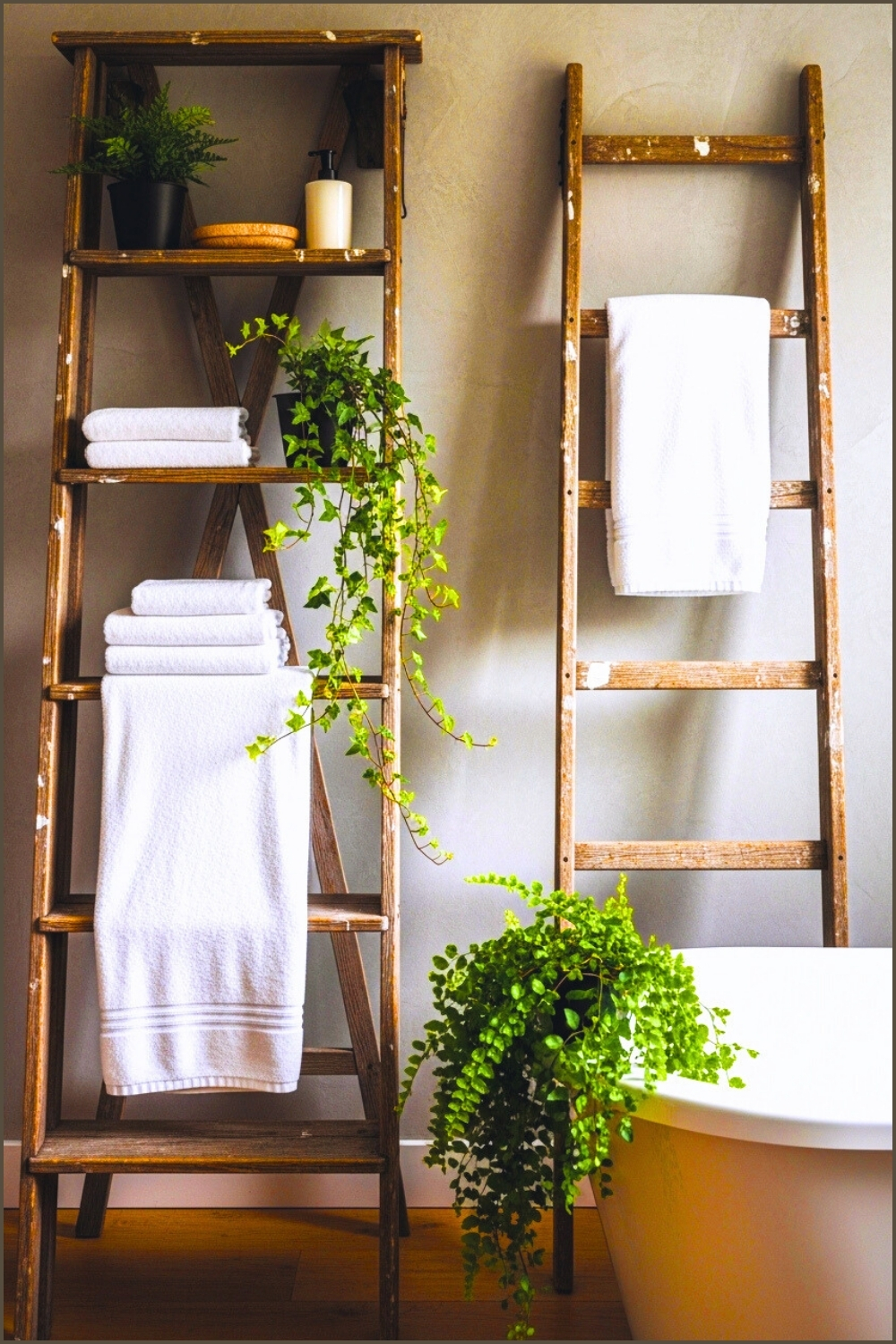 Rustic Bathroom Decor With Repurposed Wooden Ladder Shelves