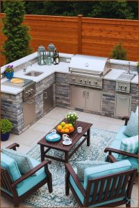 Beautiful Patio Layout Brings Comfort And Style Together