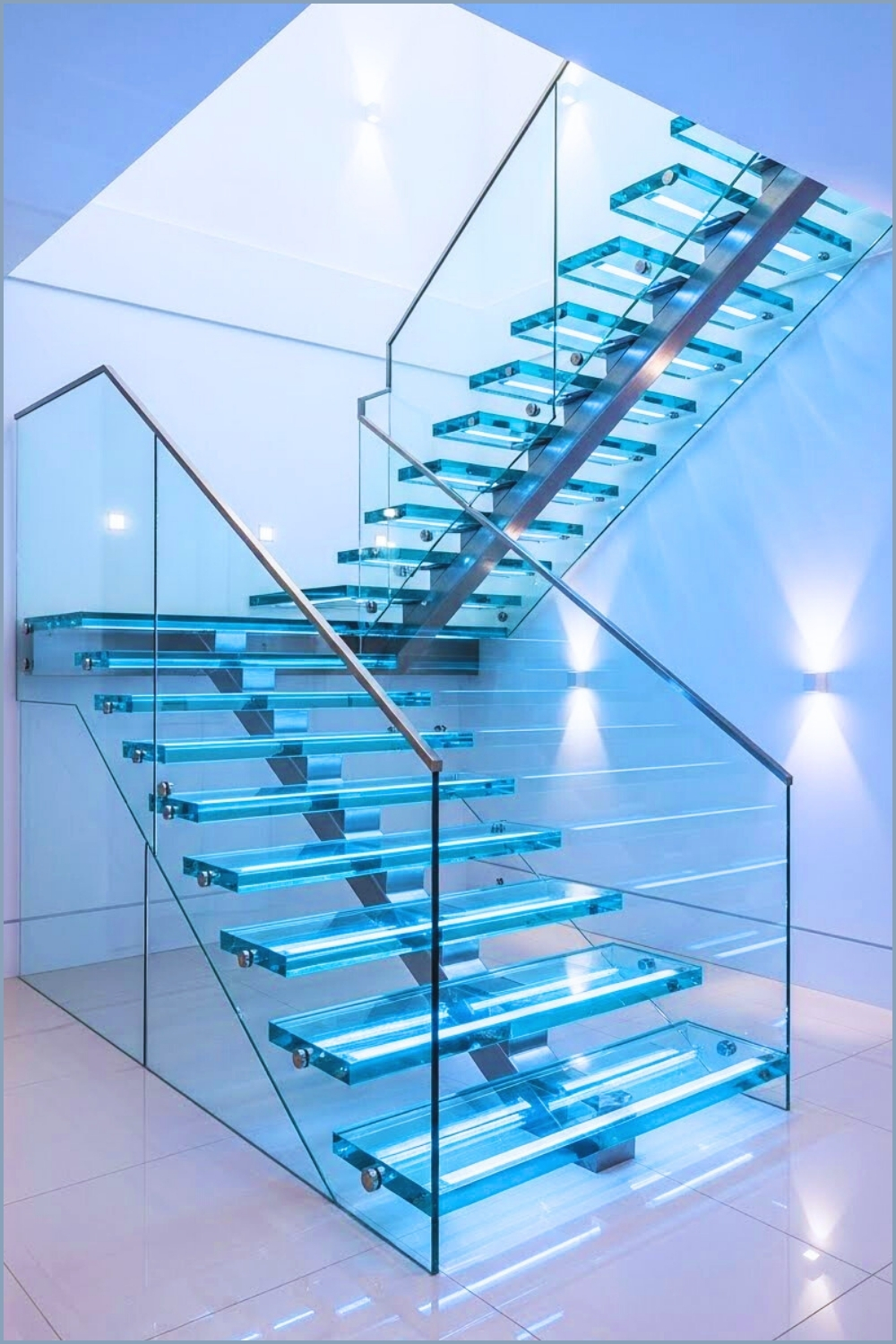 Modern Floating Glass Staircase With Transparent Glass Treads