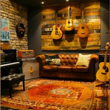 Rustic Guitar Lounge