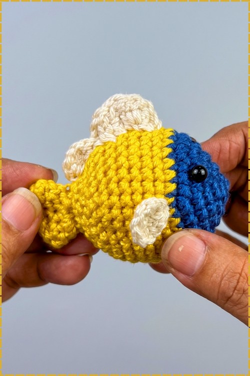 _Colorful Crochet Fish Keychain 1