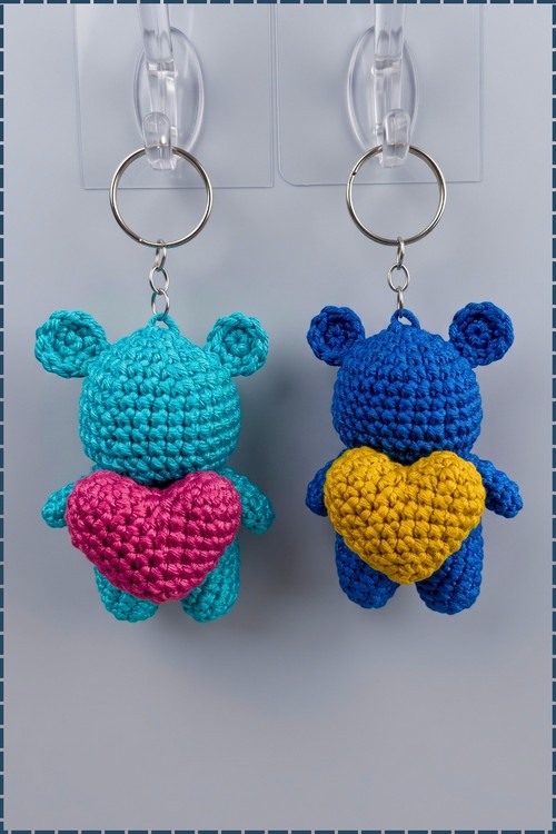 Crochet Couple Bear Keychain 2