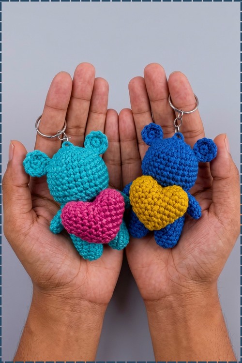 Crochet Couple Bear Keychain 3