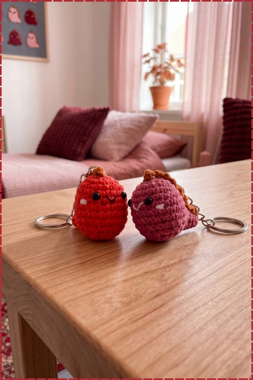 Crochet Dinosaur Amigurumi Keychain 1