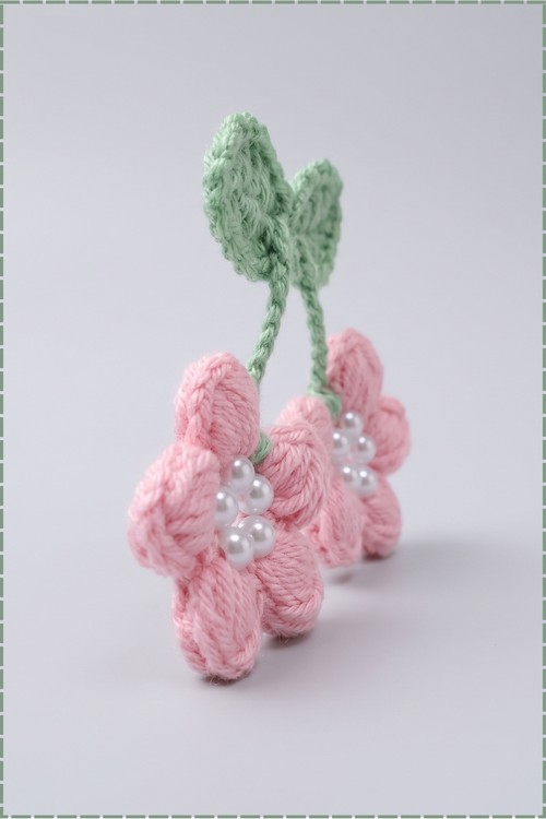 Crochet Woolen Flower Hair Clip 1