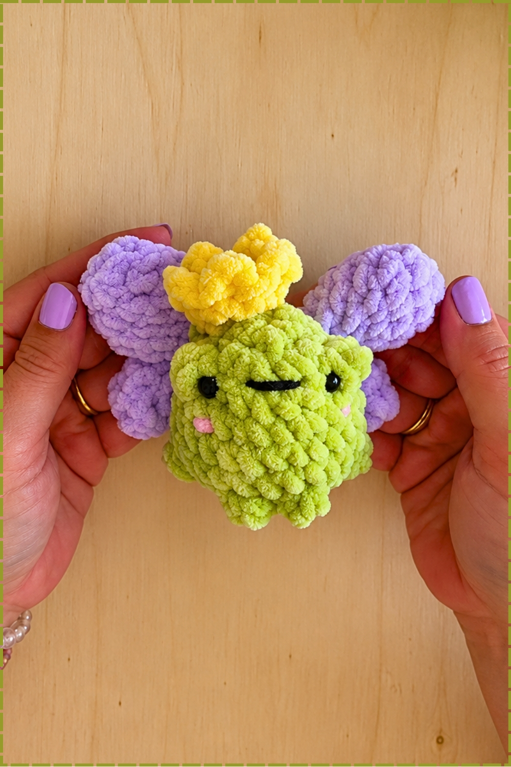 Crochet Classic Green Frog Amigurumi