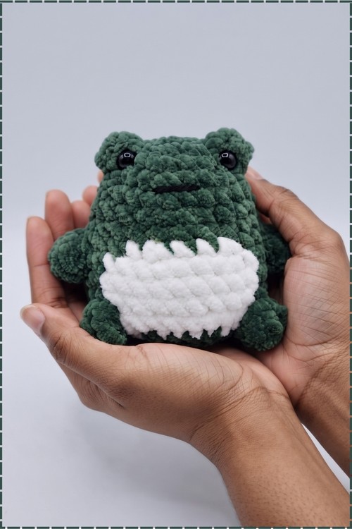 Crochet Frog Amigurumi 3