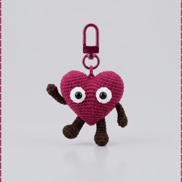 Crochet Heart Plant Flower Pot 3