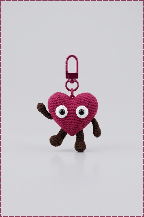 Crochet Heart Plant Flower Pot 3