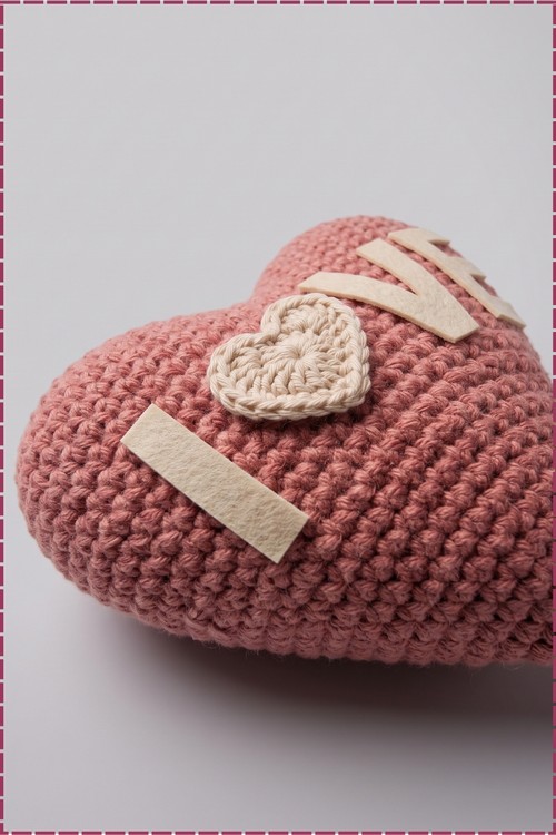 Crochet Heart Shape Pillow With Love 3