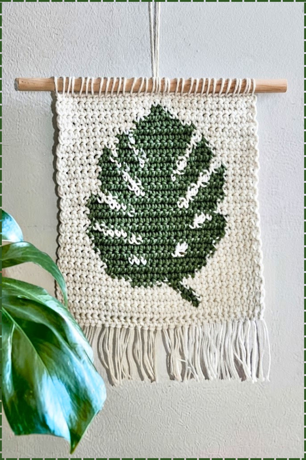 Crochet Wall Hanging Split Monstera Leaf Pattern