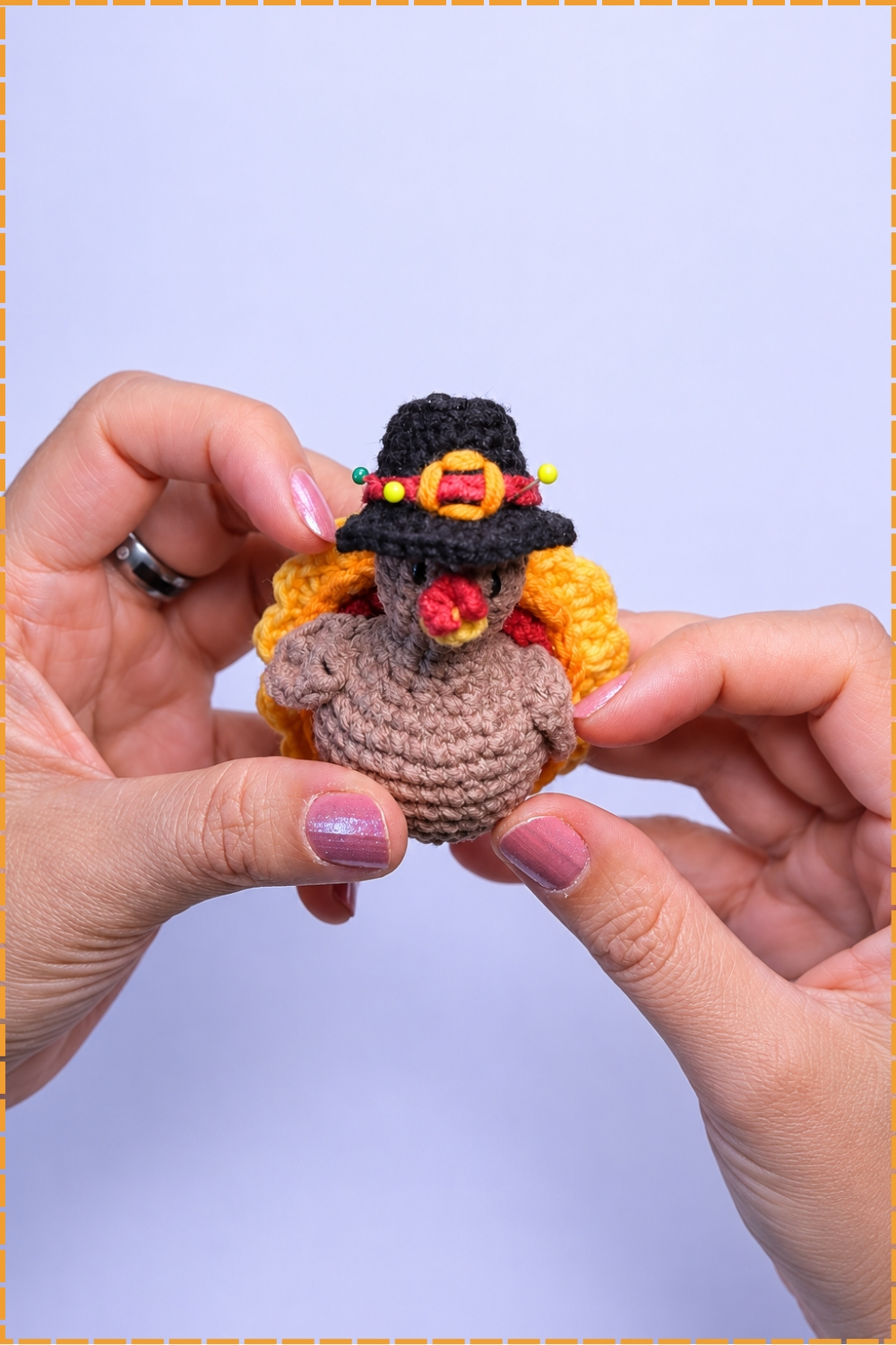 Crochet a Puffy Feathered Turkey