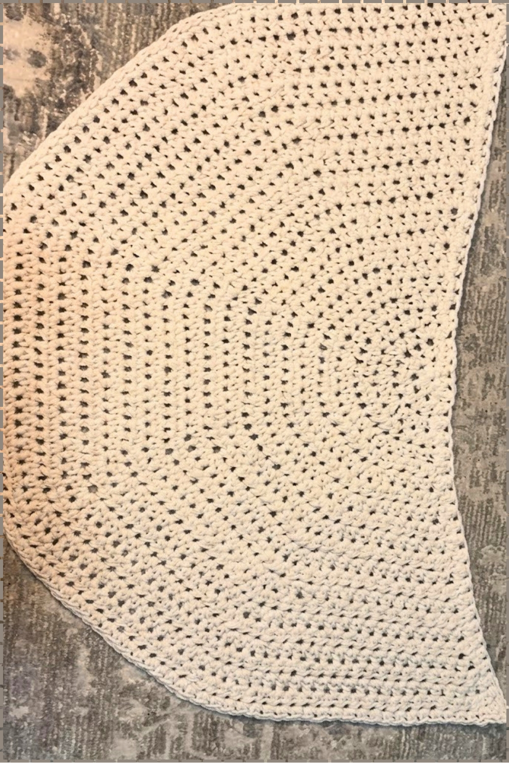 Crochet a Sturdy Half Circle Doormat