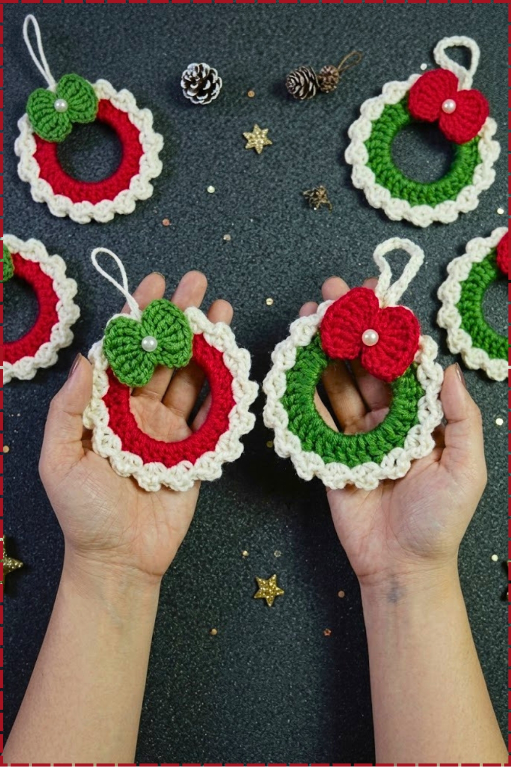 Fast and Easy Little Crochet Christmas Wreath Ornament