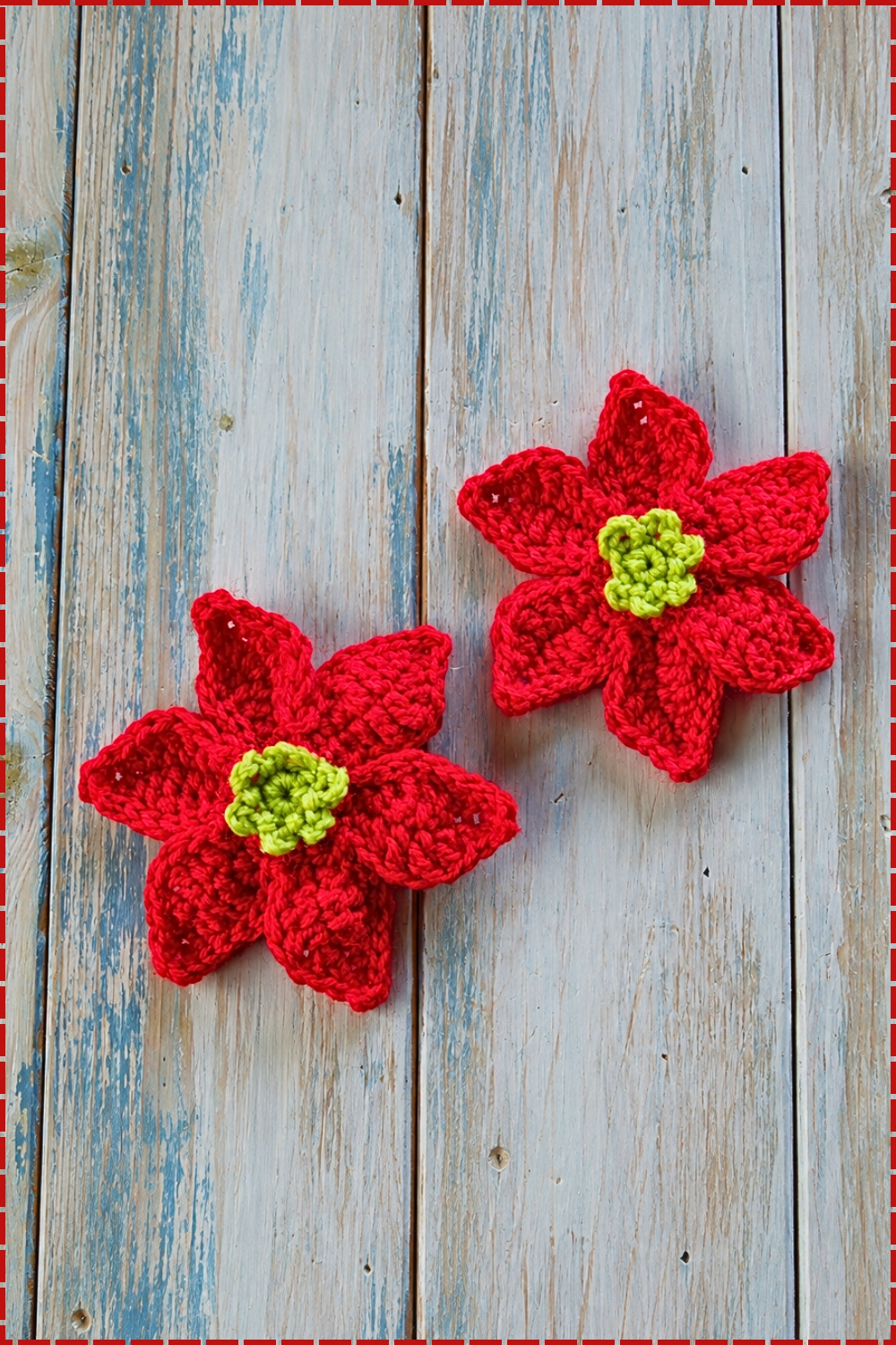 Flat Mini Crochet Poinsettia From Yarn Scraps