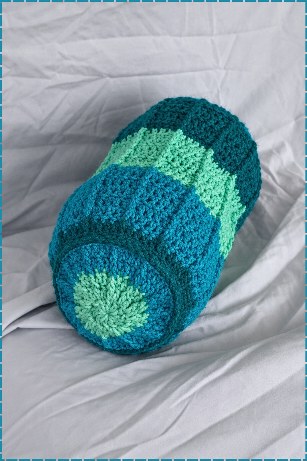 How To Crochet A Comfy Neck Roll Pillow
