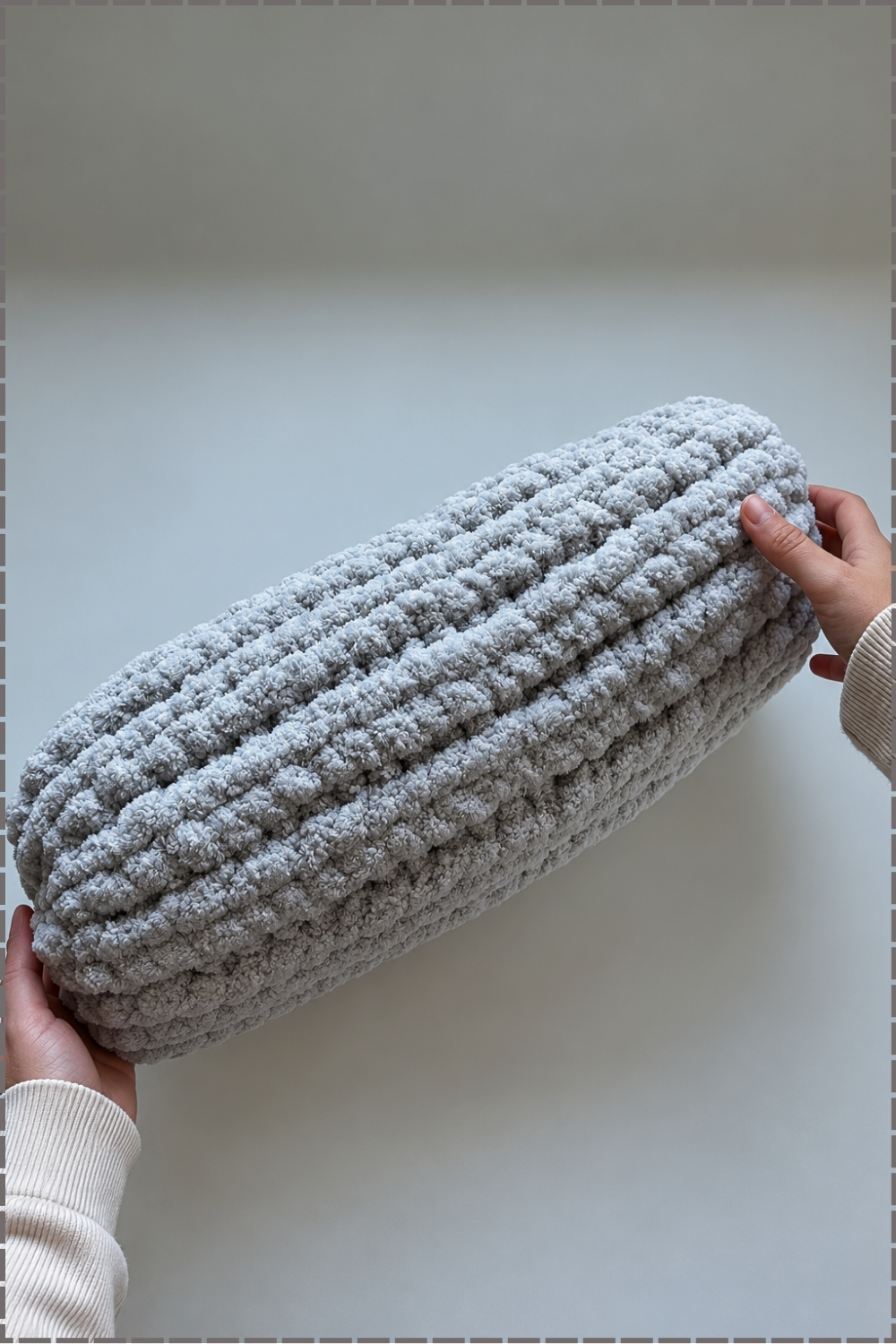 How To Finger Knit A Long Chunky Pillow Pouf