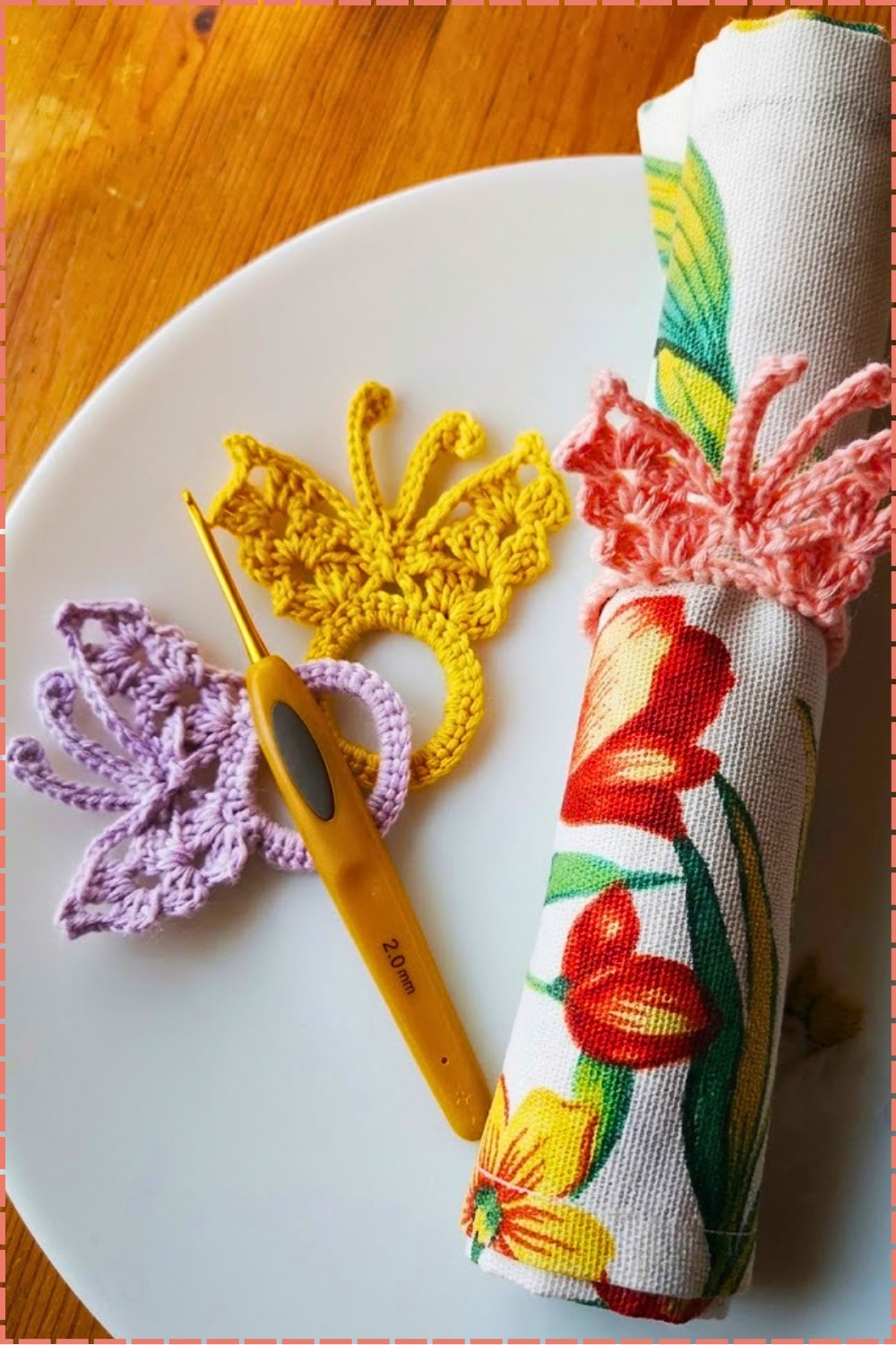 How to Crochet a Winged Butterfly Napkin Ring