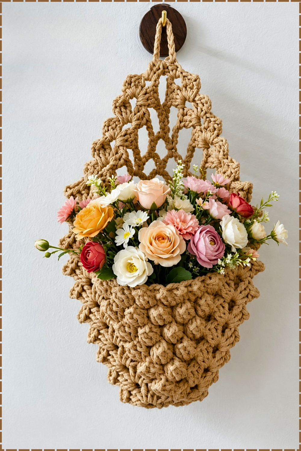 Structured Crochet Wall Hanging Basket Pattern