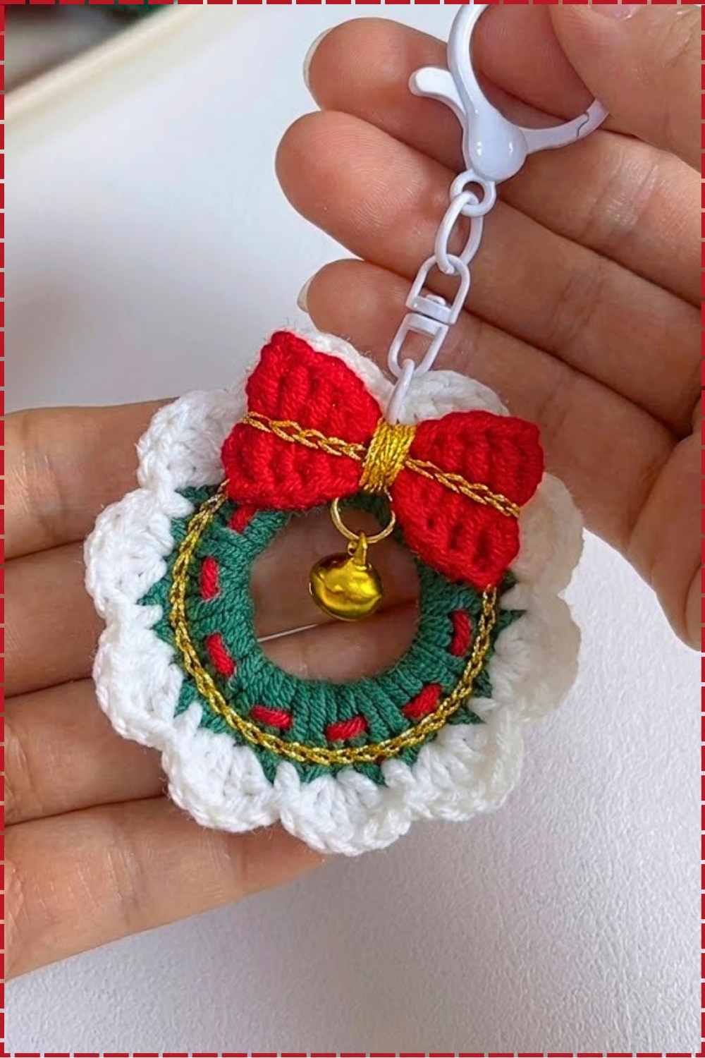 Sweet Crochet Christmas Wreath Ornament