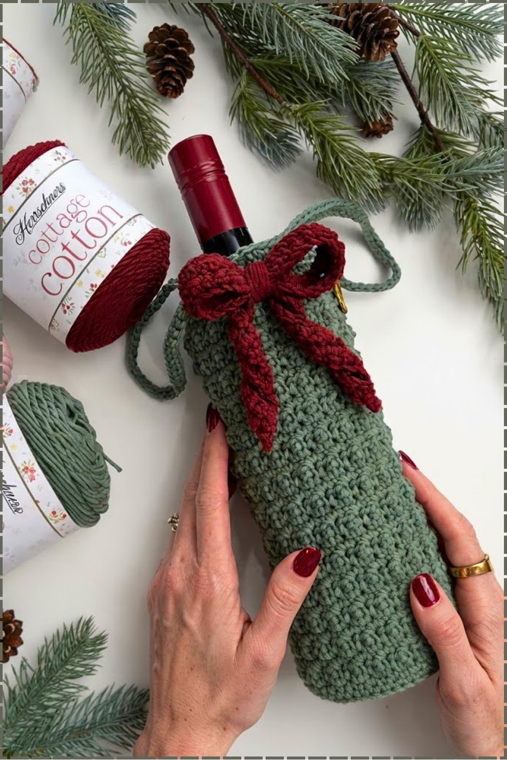 Textured Winterberry Wine Bottle Cozy Free Crochet Pattern With Bow